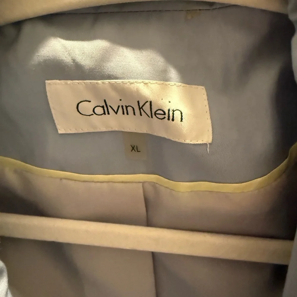 Calvin Klein Light Gray Double-Breasted Trench Coat - Picture 2 of 12